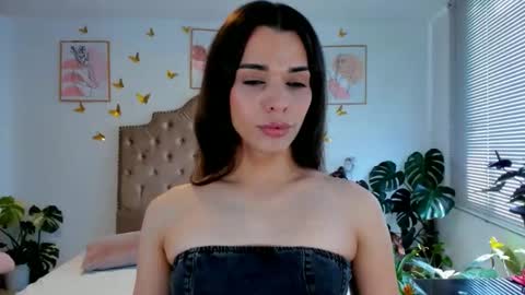 Anabella online show from 22, 4, 2026