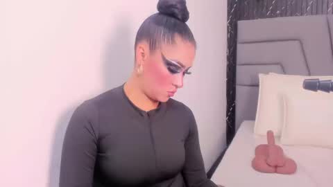 A N G I E.  online show from 11, 9, 2025