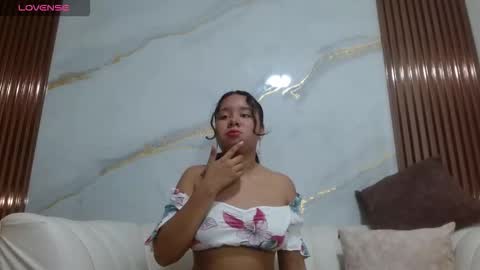 Angie online show from 2, 11, 2025