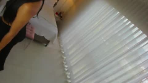 Snapshot of anierouse chatting on 27, 5, 2026 ROUSE online show from 27, 5, 2026