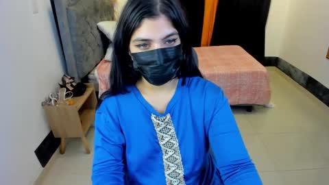 Snapshot of aniisaalii chatting on 1, 2, 2026 Anissa online show from 1, 2, 2026