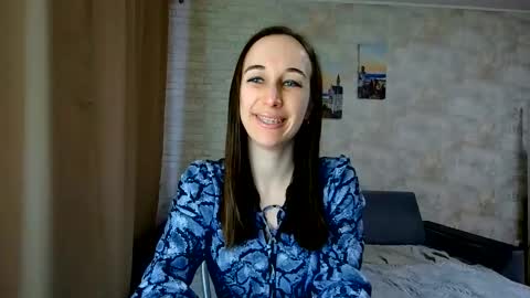 Snapshot of anikabloom chatting on 16, 5, 2026 anikabloom online show from 16, 5, 2026