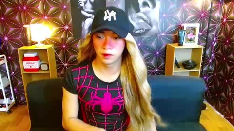 Snapshot of anikaportuna chatting on 24, 2, 2025 Anika online show from 24, 2, 2025
