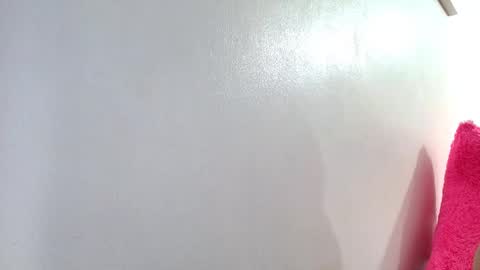 ana independent model online show from 7, 10, 2025