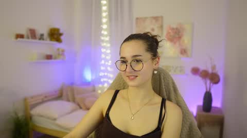 Anita Grey online show from 7, 2, 2026