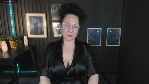 Anita online show from 4, 1, 2025