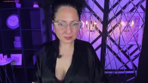 Anita online show from 10, 1, 2025