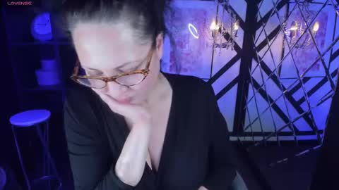 Anita online show from 22, 2, 2025