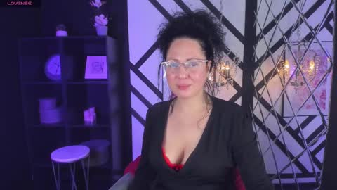 Anita online show from 12, 3, 2025