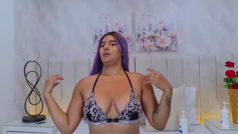 Dania Lpez online show from 29, 7, 2026
