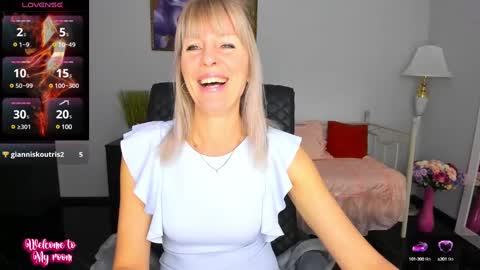 Snapshot of anita_tayson chatting on 3, 12, 2024 Anita online show from 3, 12, 2024