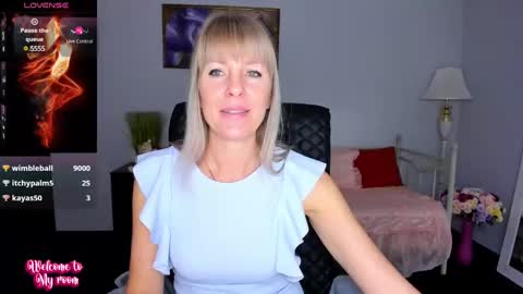 Snapshot of anita_tayson chatting on 14, 1, 2025 Anita online show from 14, 1, 2025