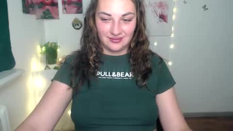 anitaa_a online show from 13, 9, 2025