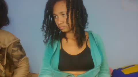 Snapshot of anitaazzh chatting on 5, 7, 2026 anitaazzh online show from 5, 7, 2026