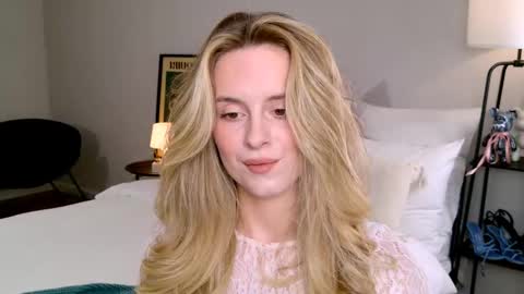 Anita online show from 9, 11, 2025