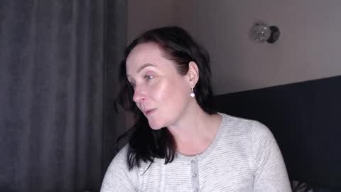 Snapshot of anjutka08 chatting on 4, 3, 2026 anjutka08 online show from 4, 3, 2026