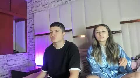 Snapshot of anlleloandangela chatting on 4, 5, 2026 ANGEL AND TEFY online show from 4, 5, 2026