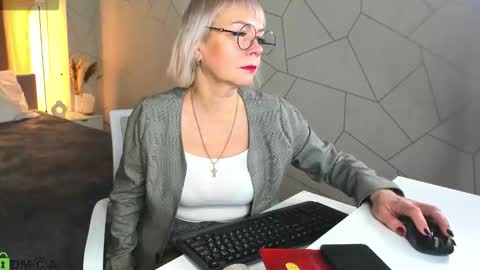 Snapshot of ann_annise chatting on 13, 2, 2026 ann_annise online show from 13, 2, 2026