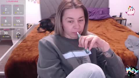 Snapshot of anna_ana chatting on 19, 4, 2026 Anadirectgirl online show from 19, 4, 2026