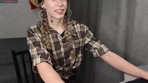 Snapshot of anna_inheart chatting on 1, 3, 2026 Anna online show from 1, 3, 2026