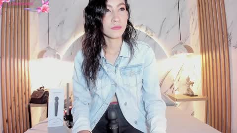 Snapshot of anna_lew chatting on 29, 12, 2024 anna online show from 29, 12, 2024