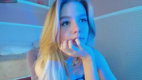 Anna online show from 9, 2, 2025