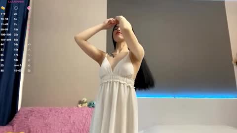 Snapshot of annabellegallego chatting on 13, 11, 2025 Aya online show from 13, 11, 2025