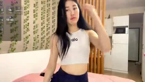 Snapshot of annabellegallego chatting on 2, 12, 2025 Aya online show from 2, 12, 2025