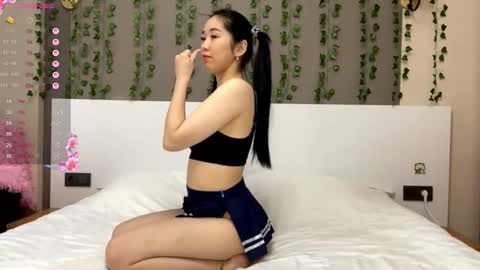 Snapshot of annabellegallego chatting on 22, 12, 2025 Aya online show from 22, 12, 2025