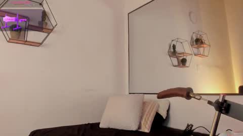 Snapshot of annachernova chatting on 11, 11, 2025 Anna online show from 11, 11, 2025