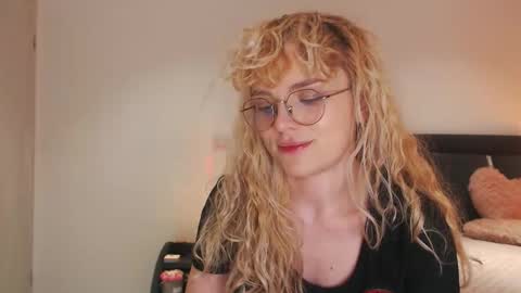 Snapshot of annaevv chatting on 19, 2, 2026 annaevv online show from 19, 2, 2026