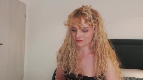 Snapshot of annaevv chatting on 2, 3, 2026 annaevv online show from 2, 3, 2026