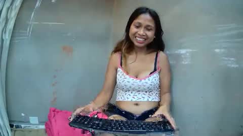 Annah maru online show from 16, 4, 2026