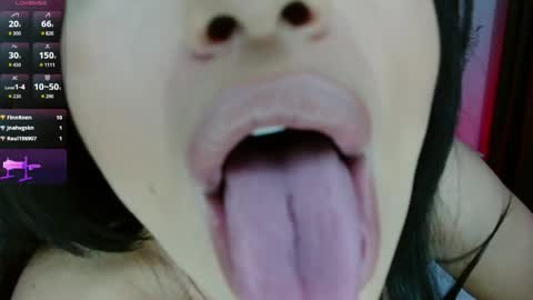 Snapshot of annaros_ chatting on 15, 5, 2026 AnnaRos online show from 15, 5, 2026