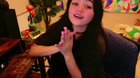 Snapshot of annatigarr chatting on 11, 7, 2026 meow online show from 11, 7, 2026