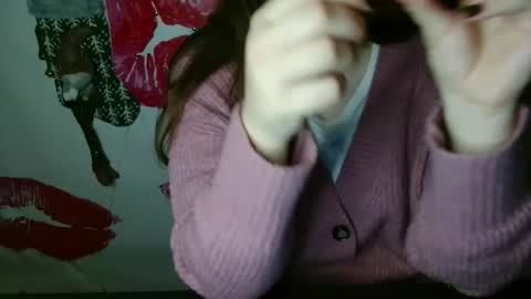 Bella online show from 6, 11, 2025