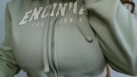 Bella online show from 6, 4, 2026