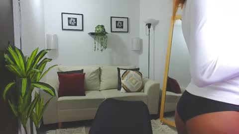 Snapshot of anne_rachel chatting on 10, 2, 2026 anne_rachel online show from 10, 2, 2026