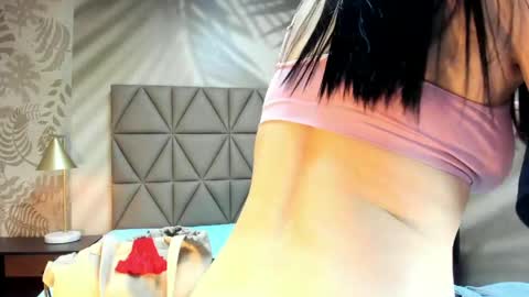Snapshot of annedixie chatting on 16, 5, 2026 Anne online show from 16, 5, 2026