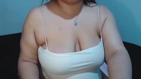 Snapshot of anneliesse chatting on 10, 9, 2025 anneliesse online show from 10, 9, 2025