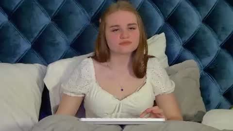 Snapshot of annetbennette chatting on 26, 6, 2026 AnnetBennette online show from 26, 6, 2026