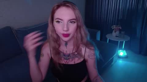 Snapshot of annetenet chatting on 9, 10, 2025 Annet online show from 9, 10, 2025