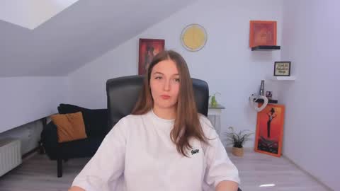 Snapshot of annewilsonn chatting on 27, 4, 2026 annewilsonn online show from 27, 4, 2026