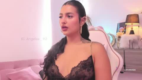 Angel online show from 11, 4, 2026