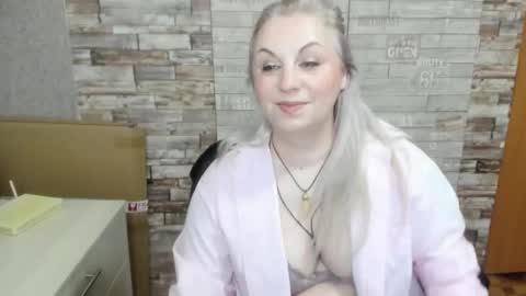 Snapshot of anngelynajoy chatting on 13, 1, 2026 Anngel online show from 13, 1, 2026