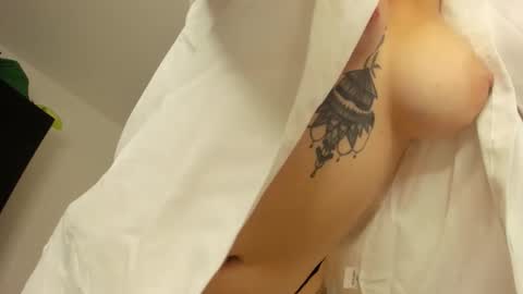 Snapshot of anniaheels chatting on 14, 12, 2025 Annia Acosta online show from 14, 12, 2025