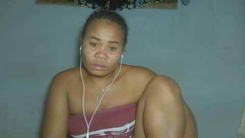 Snapshot of annick98 chatting on 18, 4, 2026 annick98 online show from 18, 4, 2026