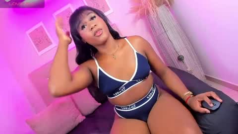 Snapshot of annie_dolce_ chatting on 30, 5, 2026 annie_dolce_ online show from 30, 5, 2026