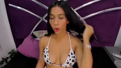 Snapshot of annie_ht chatting on 26, 6, 2026 Annie ht online show from 26, 6, 2026