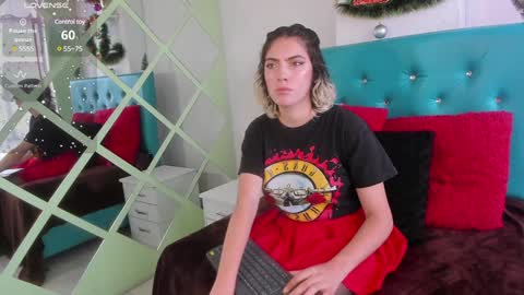 Snapshot of annie_winter1 chatting on 4, 12, 2024 Annie online show from 4, 12, 2024